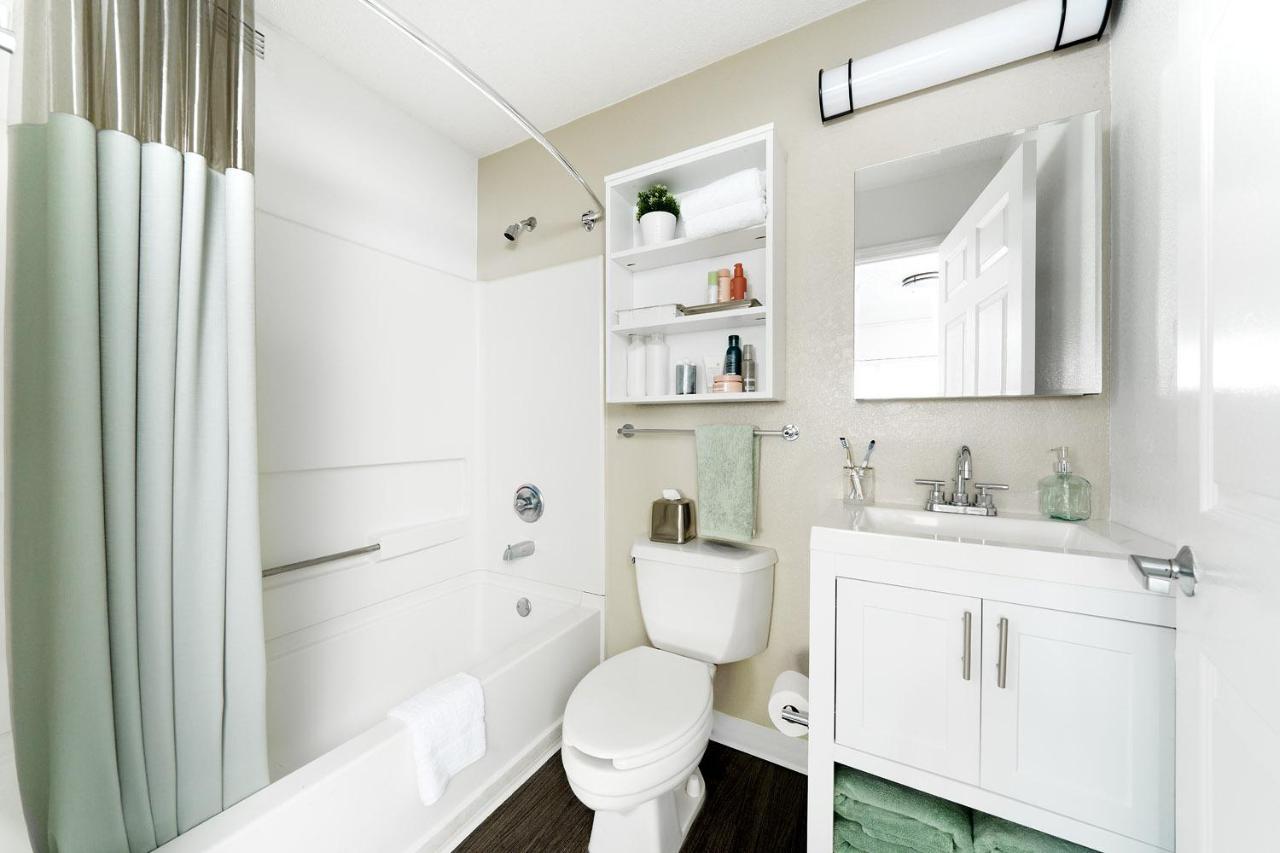 Intown Suites Extended Stay קולורדו ספרינגס מראה חיצוני תמונה
