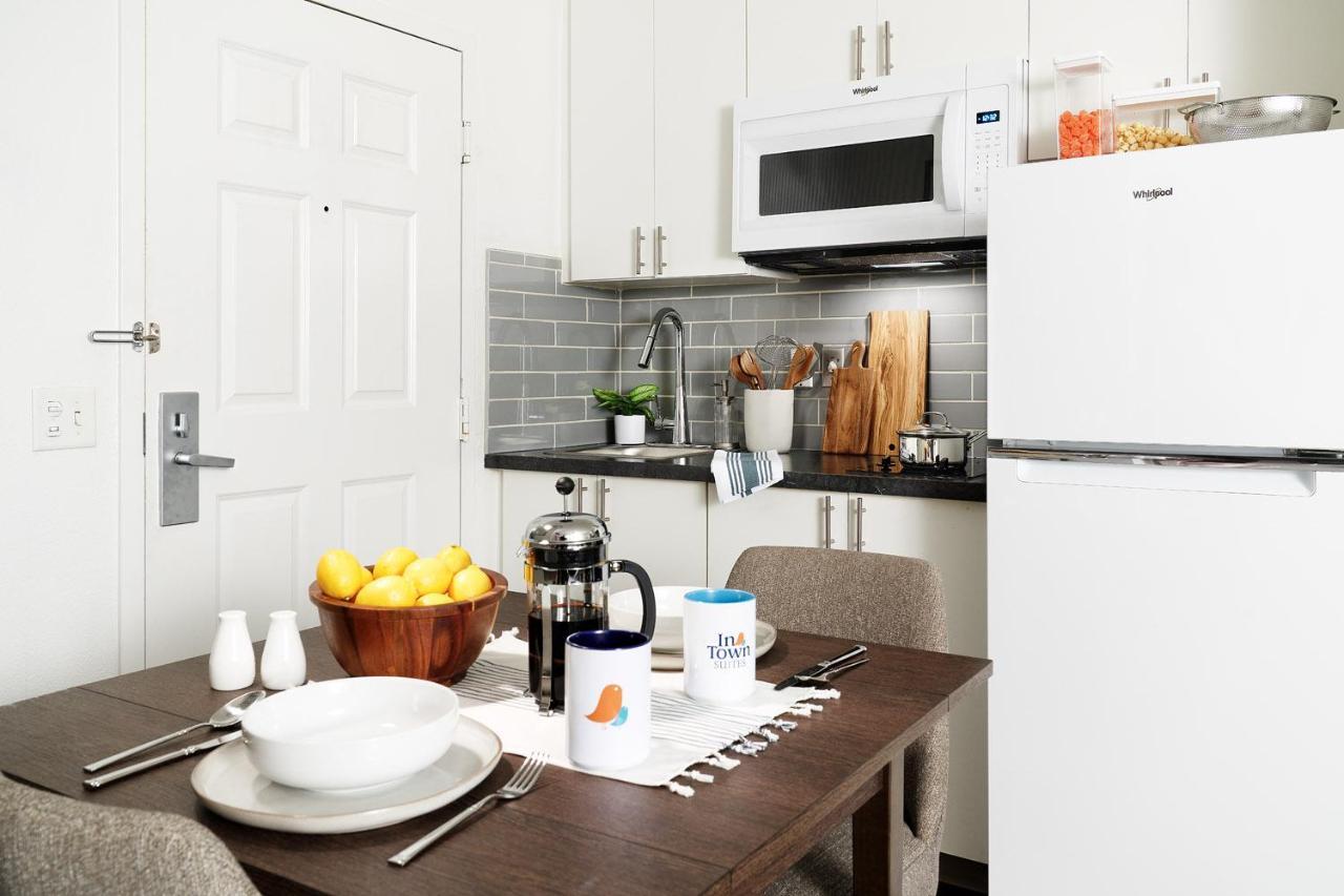 Intown Suites Extended Stay קולורדו ספרינגס מראה חיצוני תמונה