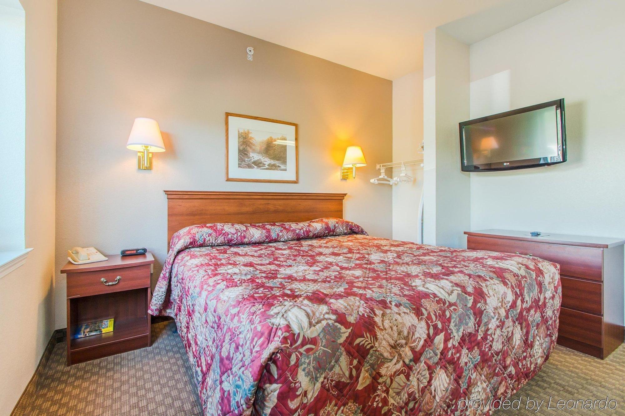 Intown Suites Extended Stay קולורדו ספרינגס מראה חיצוני תמונה
